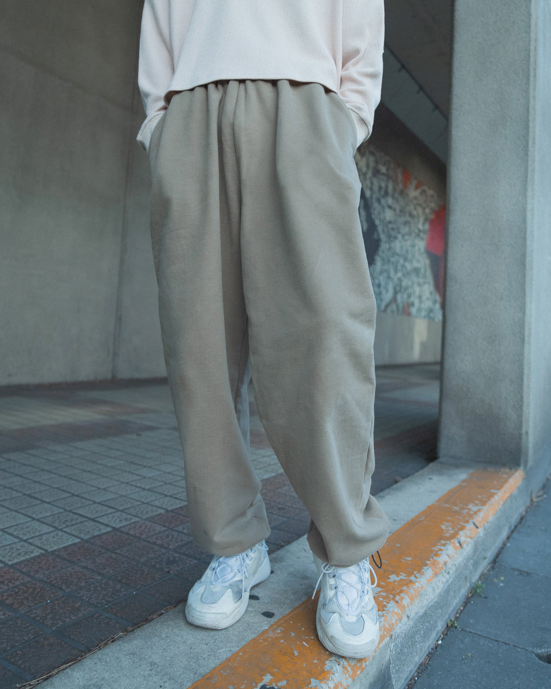 Bottom.1 / Khaki